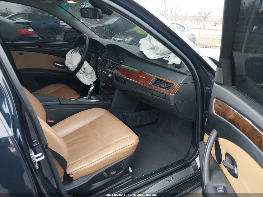 2008 BMW 528Xi VIN: WBANV13528CZ58794 Lot: 44024511