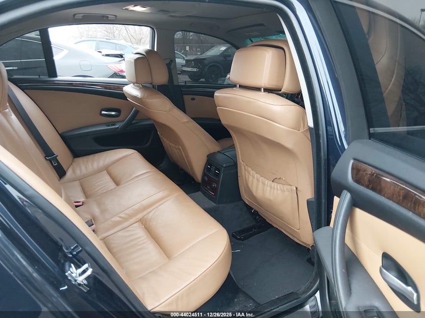 2008 BMW 528Xi VIN: WBANV13528CZ58794 Lot: 44024511