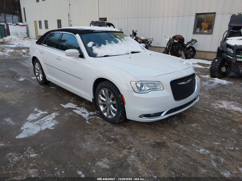 2017 Chrysler 300 Limited Awd