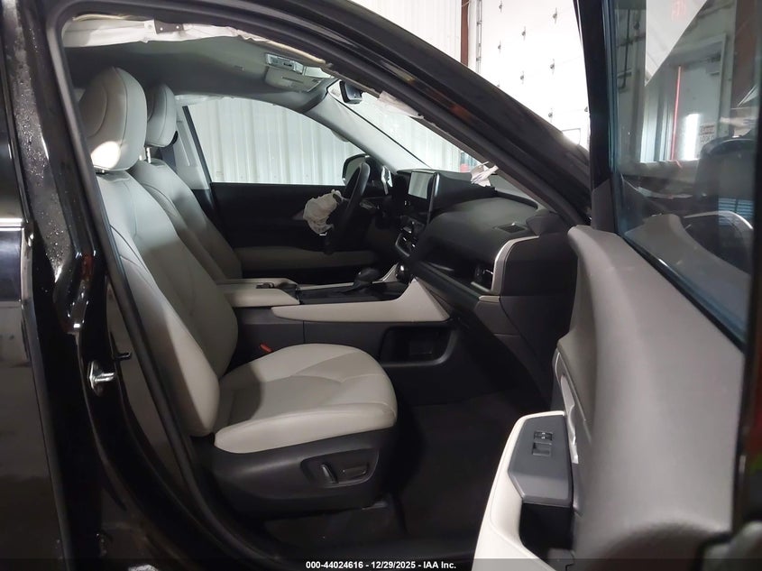 2024 Toyota Grand Highlander Hybrid Xle