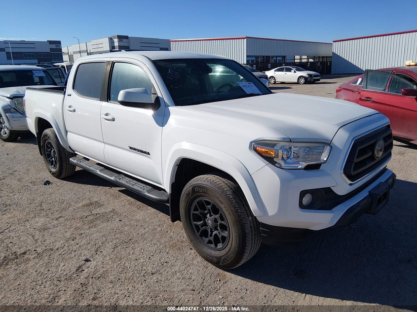 2020 TOYOTA TACOMA SR5 V6