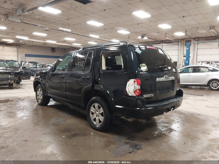 2010 Ford Explorer Xlt