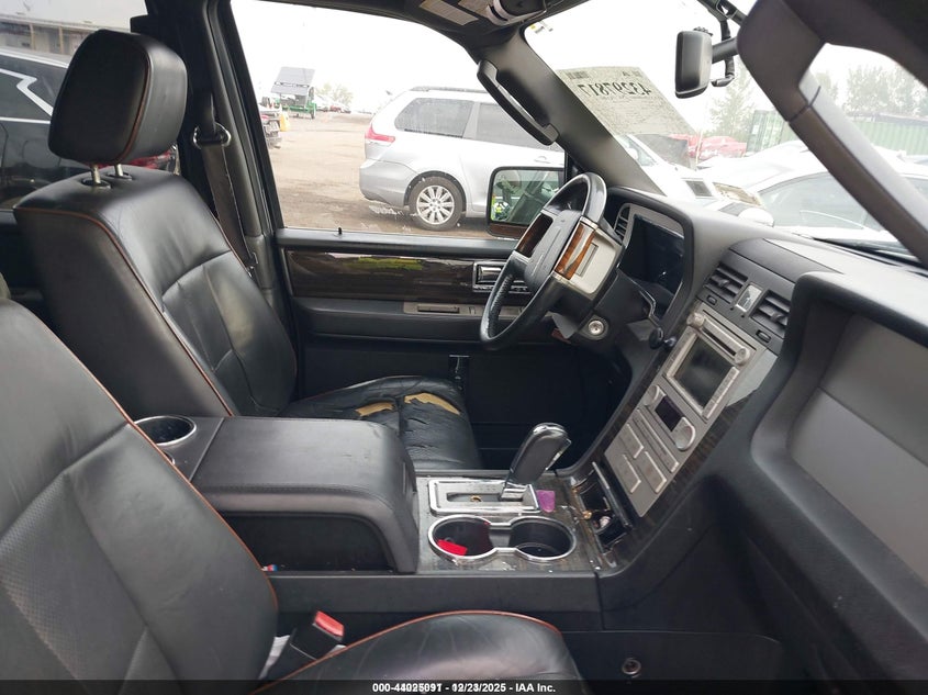 2008 Lincoln Navigator L