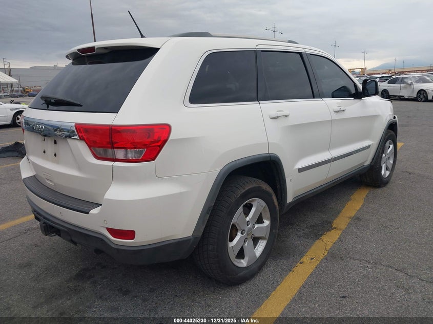 2011 Jeep Grand Cherokee Laredo