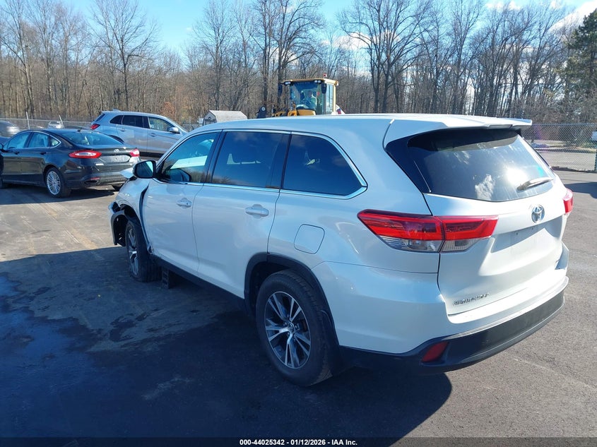 2019 Toyota Highlander Le