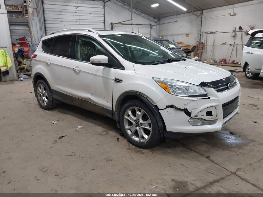 1FMCU9JX7GUB55077 2016 Ford Escape Titanium auction photo 1