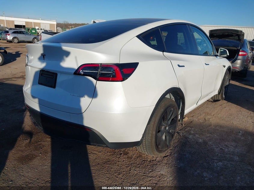 2024 Tesla Model Y Long Range Dual Motor All-Wheel Drive