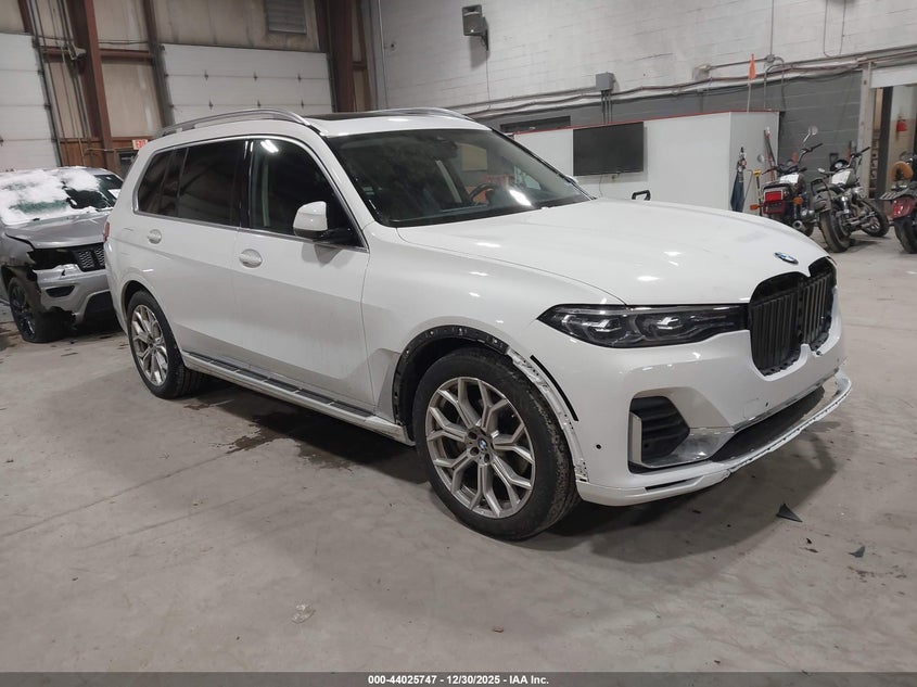 2022 BMW X7 xDrive40I