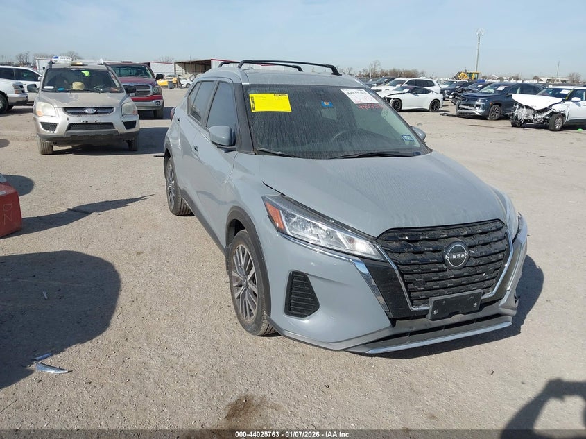 2024 Nissan Kicks Sv Xtronic Cvt