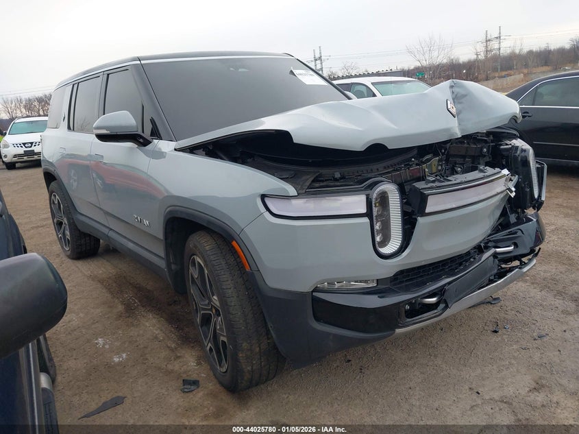 RIVIAN R1S ADVENTURE DUAL MOTOR LARGE PACK/ADVENTURE DUAL MOTOR PERF LARGE PACK