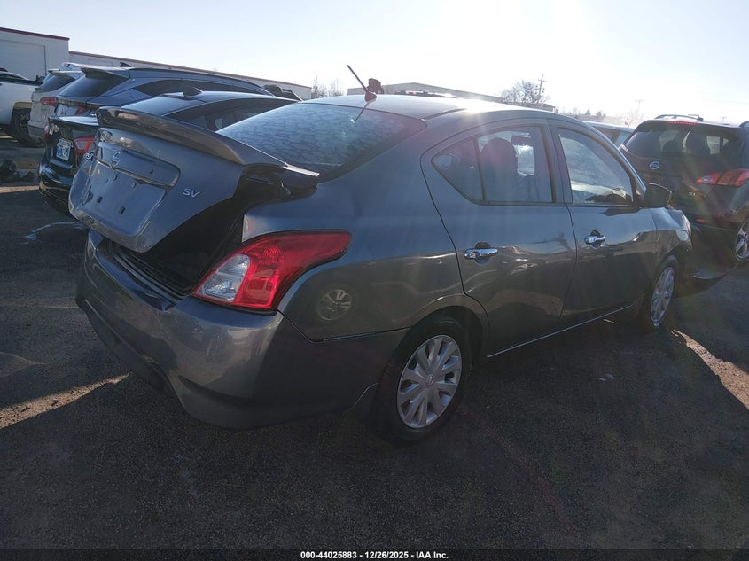 2017 Nissan Versa 1.6 Sv