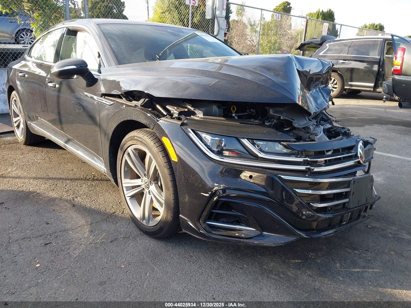 2023 Volkswagen Arteon 2.0T Se R-Line