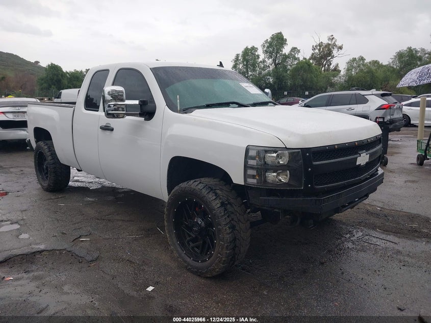 1GCRCREA0BZ291697 2011 Chevrolet Silverado 1500 Ls auction photo 1