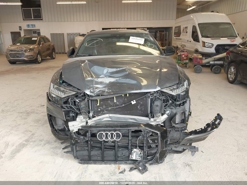2020 Audi Sq8 Prestige Tfsi Quattro Tiptronic VIN: WA1CWAF10LD027370 Lot: 44026018