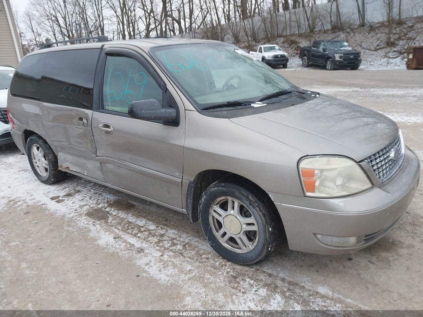 FORD FREESTAR 2006. Lot# 44026269. VIN 2FMZA52236BA66268. Photo 1