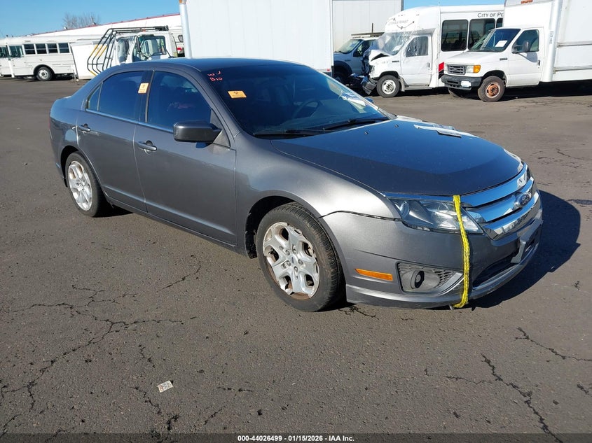 Vin: 3fahp0ha4br180765, lot: 44522263, ford fusion se 2011 img_1
