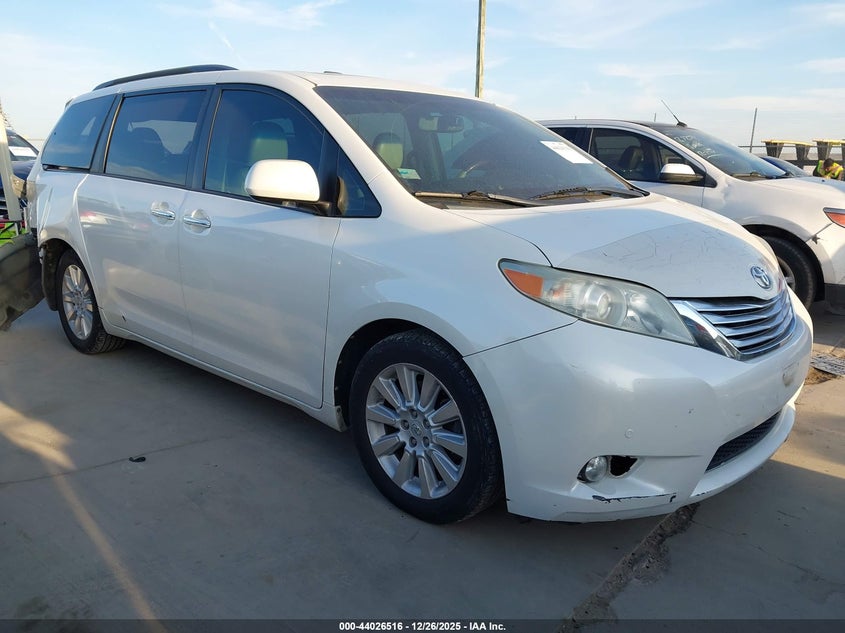 2011 Toyota Sienna Limited V6