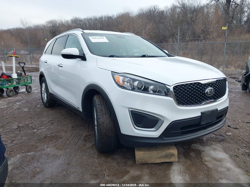 5XYPGDA34HG230799 2017 Kia Sorento 2.4L Lx auction photo 1