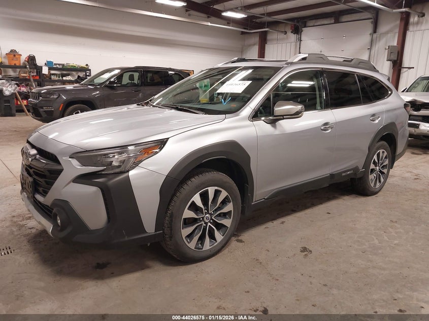 2024 Subaru Outback Touring