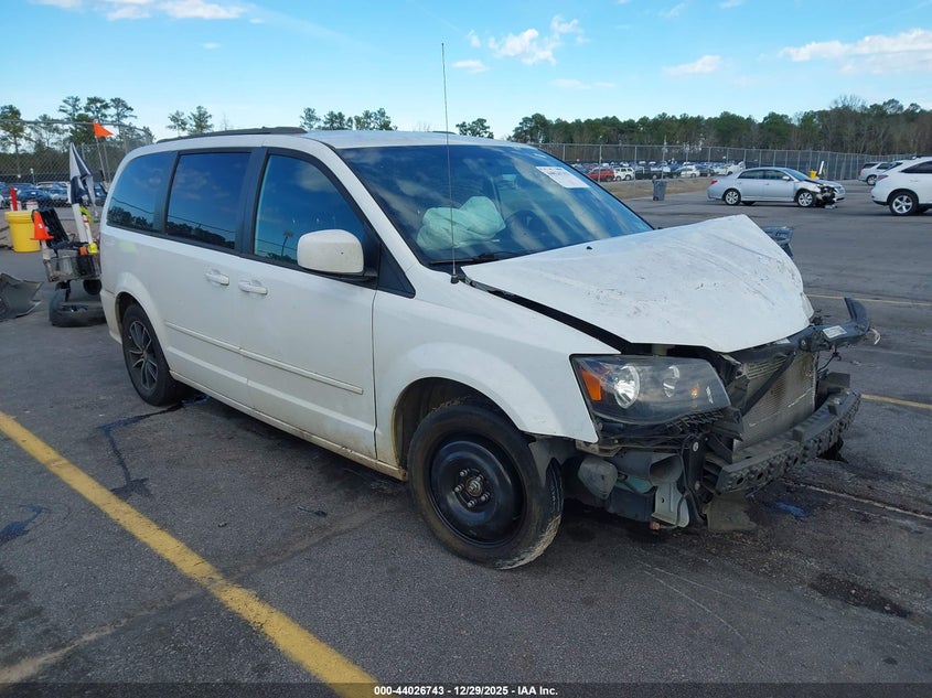 2016 Dodge Grand Caravan R/T