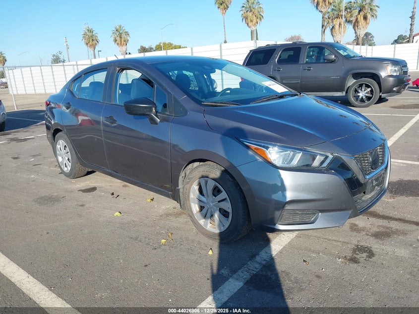2020 Nissan Versa S Xtronic Cvt
