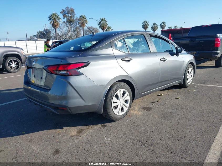 2020 Nissan Versa S Xtronic Cvt
