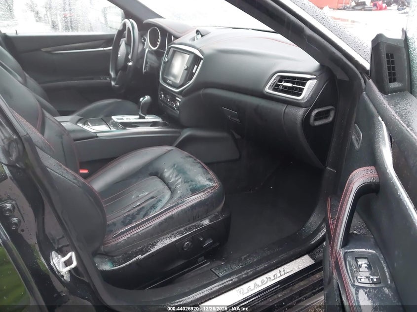 2015 Maserati Ghibli