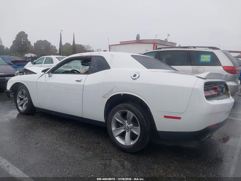 VIN 2C3CDZAG5KH694172 2019 DODGE CHALLENGER SXT
