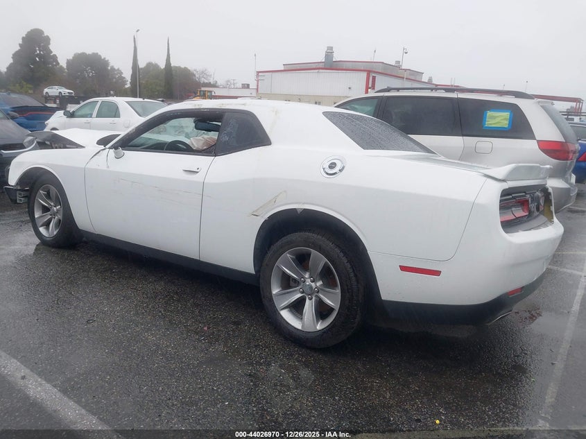 VIN 2C3CDZAG5KH694172 2019 DODGE CHALLENGER SXT