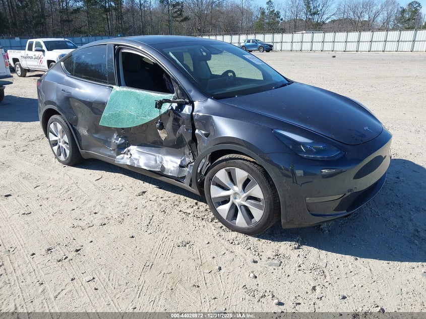 2024 Tesla Model Y Long Range Dual Motor All-Wheel Drive