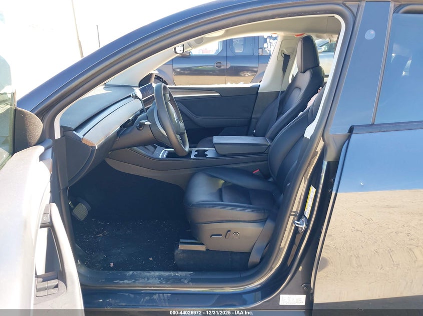 2024 Tesla Model Y Long Range Dual Motor All-Wheel Drive