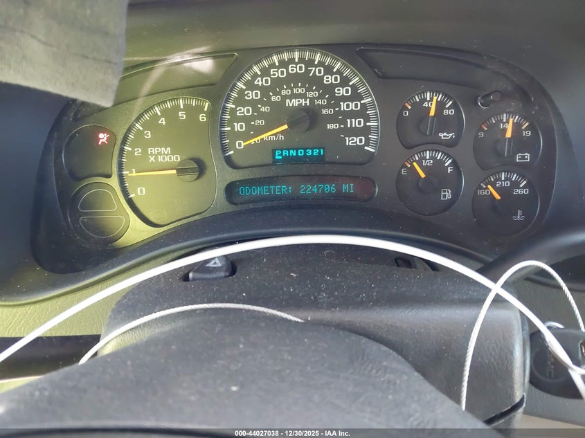 2005 GMC Yukon Slt VIN: 1GKEC13T75R182960 Lot: 44027038