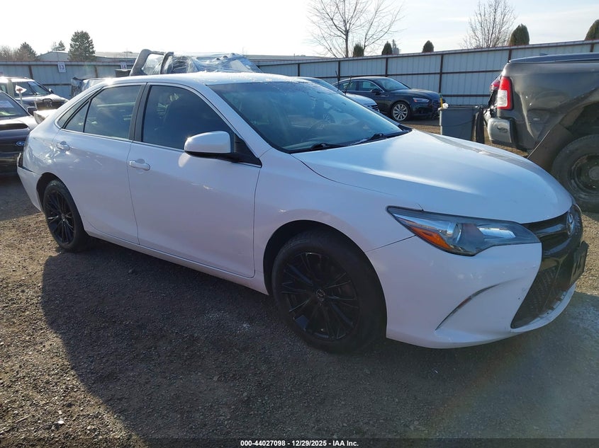 2016 Toyota Camry Se