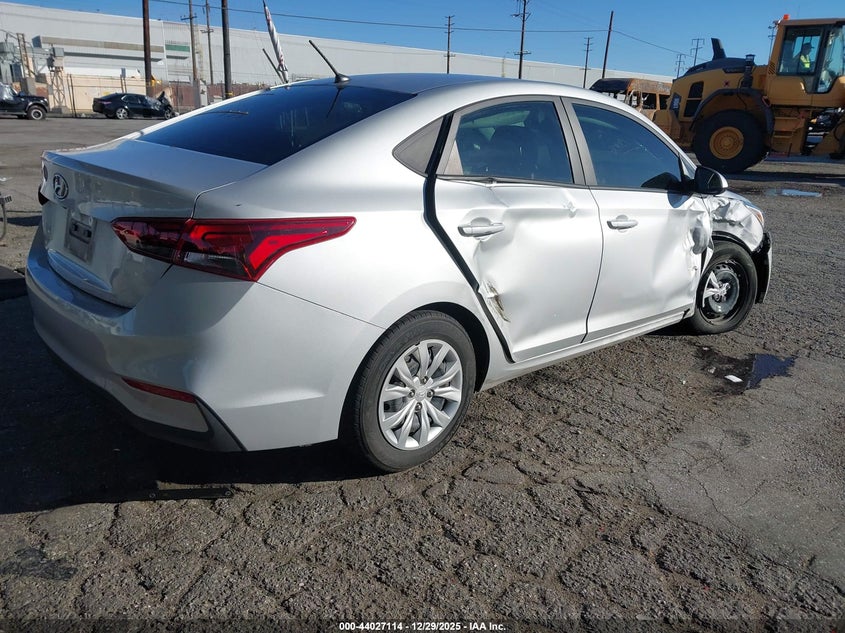 2022 Hyundai Accent Se