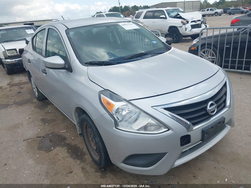2017 Nissan Versa 1.6 S