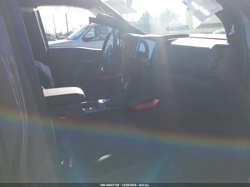 2023 Nissan Frontier Pro-4X 4X4