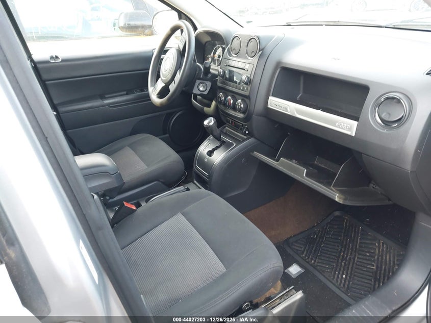 2014 JEEP COMPASS auction photo 5