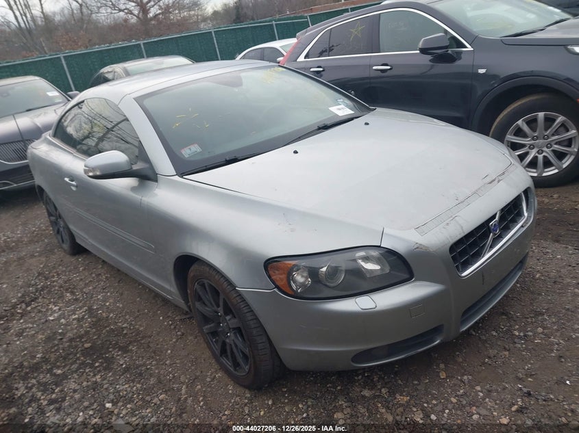 YV1672MC3AJ094094 2010 Volvo C70 T5 auction photo 1
