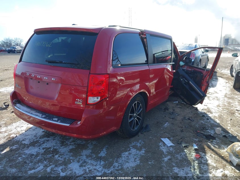 2016 Dodge Grand Caravan R/T