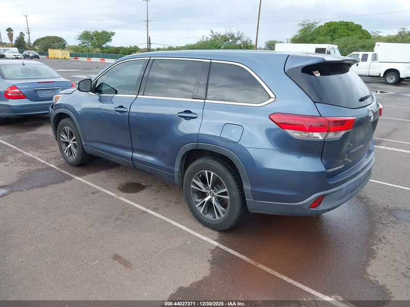 2017 Toyota Highlander Le