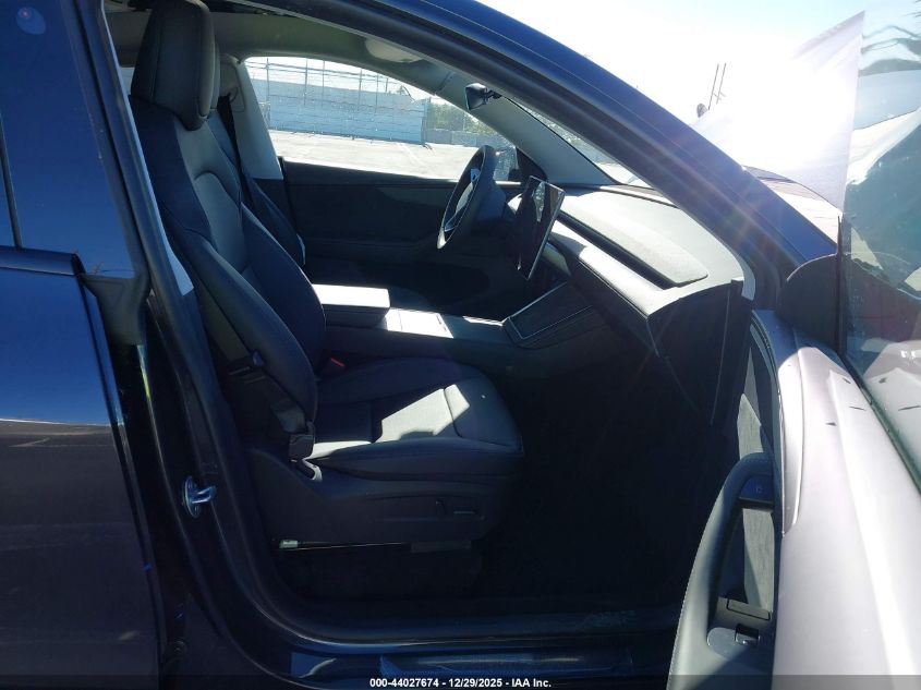 2026 Tesla Model Y - 7SAYGDEE3TF419852