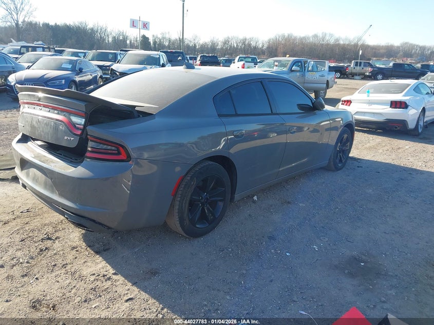 Vin: 2c3cdxhg3jh179390, lot: 44523552, dodge charger sxt plus rwd 20184