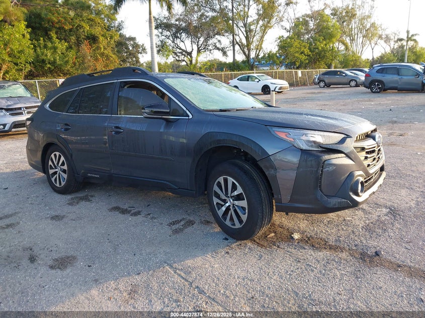 4S4BTACC8S3133159 2025 Subaru Outback Premium auction photo 1