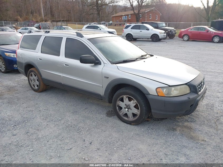 2005 Volvo Xc70 2.5T Awd