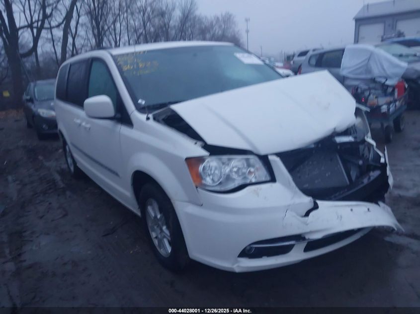 2012 Chrysler Town & Country Touring