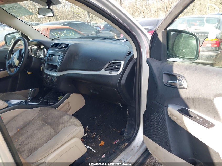 2013 DODGE JOURNEY auction photo 5