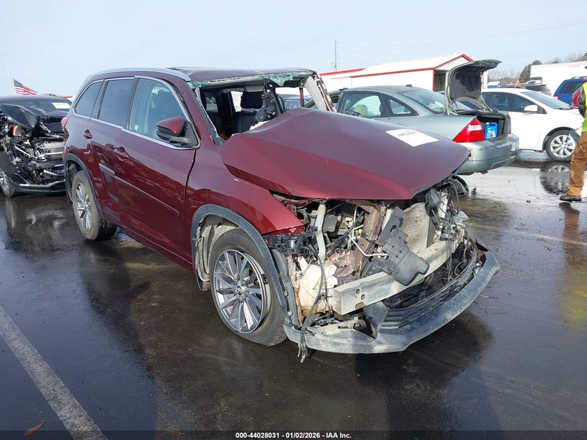 TOYOTA HIGHLANDER XLE 2018