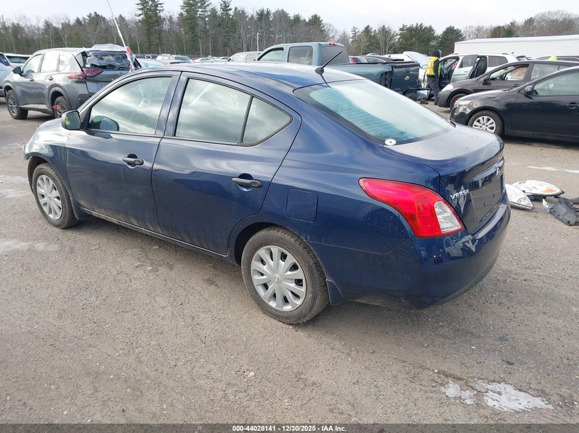 2014 Nissan Versa 1.6 S