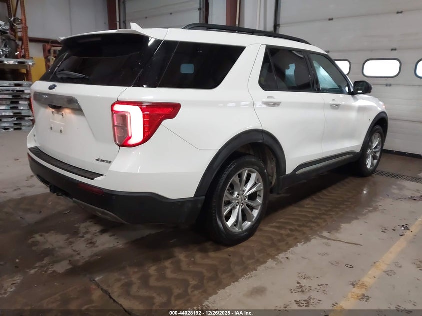 2023 Ford Explorer Xlt