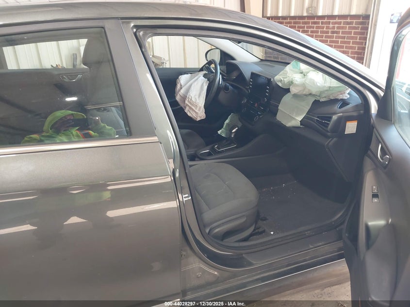 2021 Hyundai Ioniq Hybrid Sel